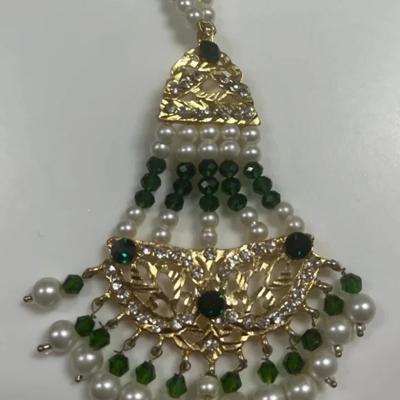 Eclectic Statement Kundan Style Indian Earrings Gold W/Green White Beads New - Picture 6 of 9